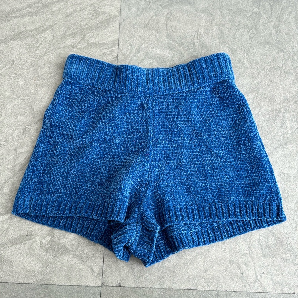 Majorelle knit shorts